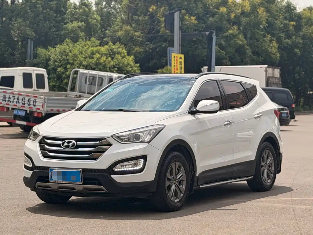 Hyundai Santa Fe 2014