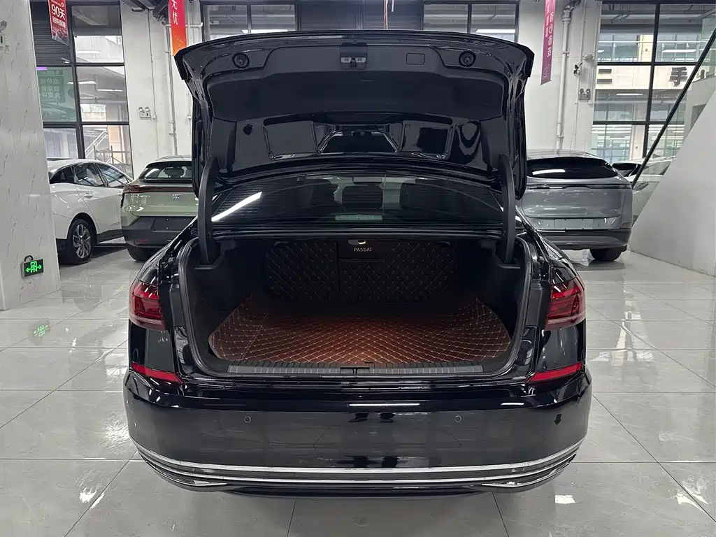 Volkswagen Passat New Energy 2022 — фото 22