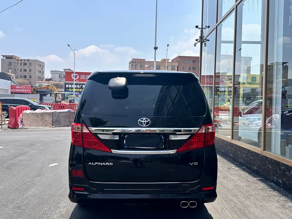 Toyota Alphard 2011 — фото 12