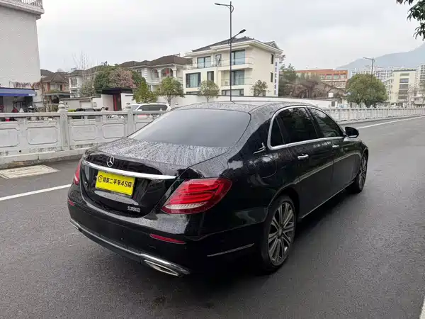 Mercedes-Benz E-Class 2016