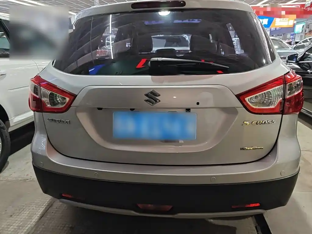 Suzuki S-Cross 2015 — фото 6