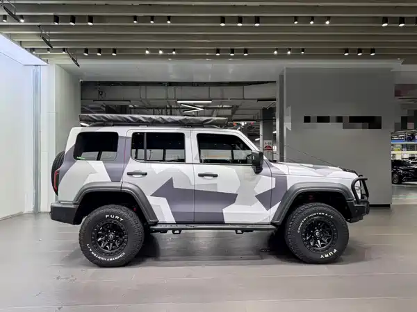 Tank 300 2023