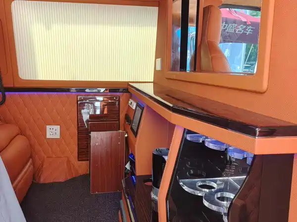 Ford E350 2016