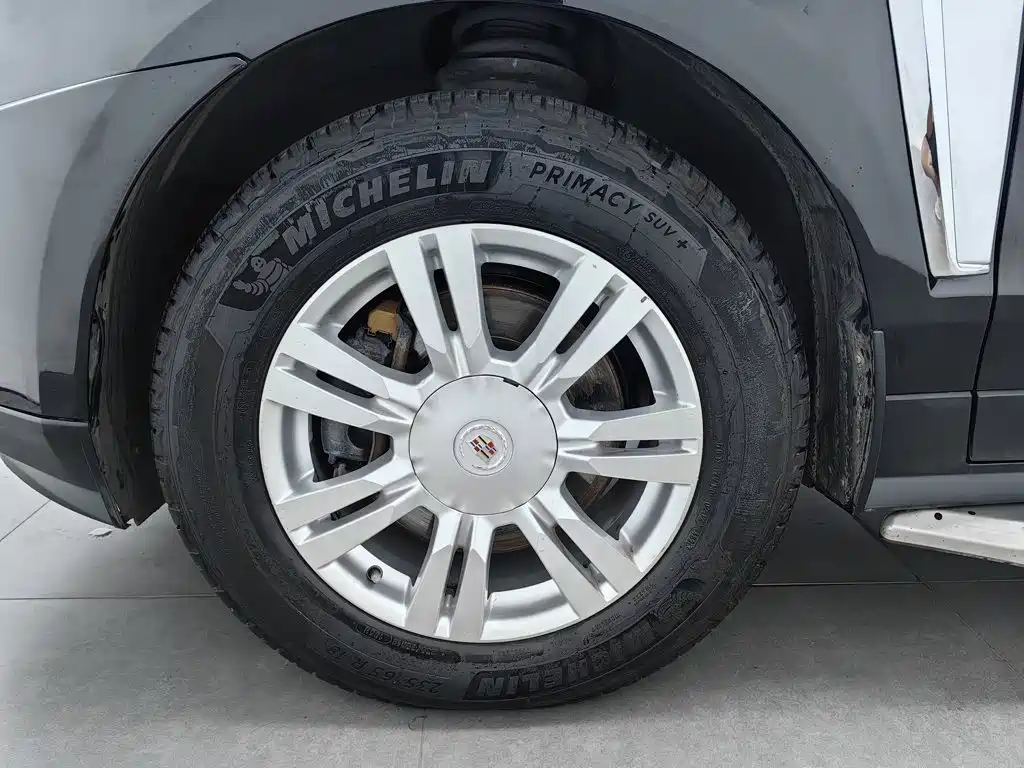 Cadillac SRX 2015 — фото 17