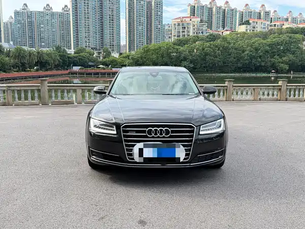 Audi A8 2016