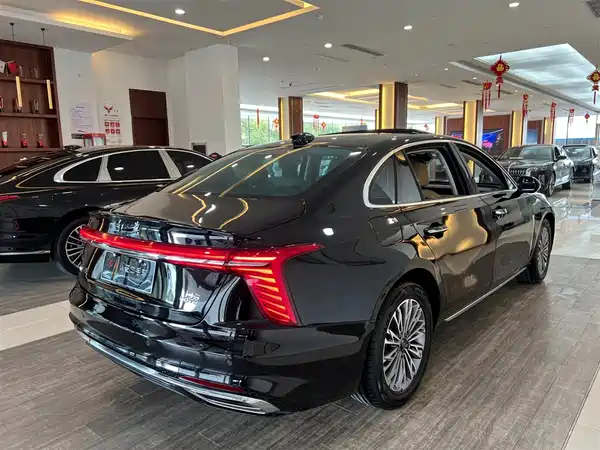 Hongqi H5 2022
