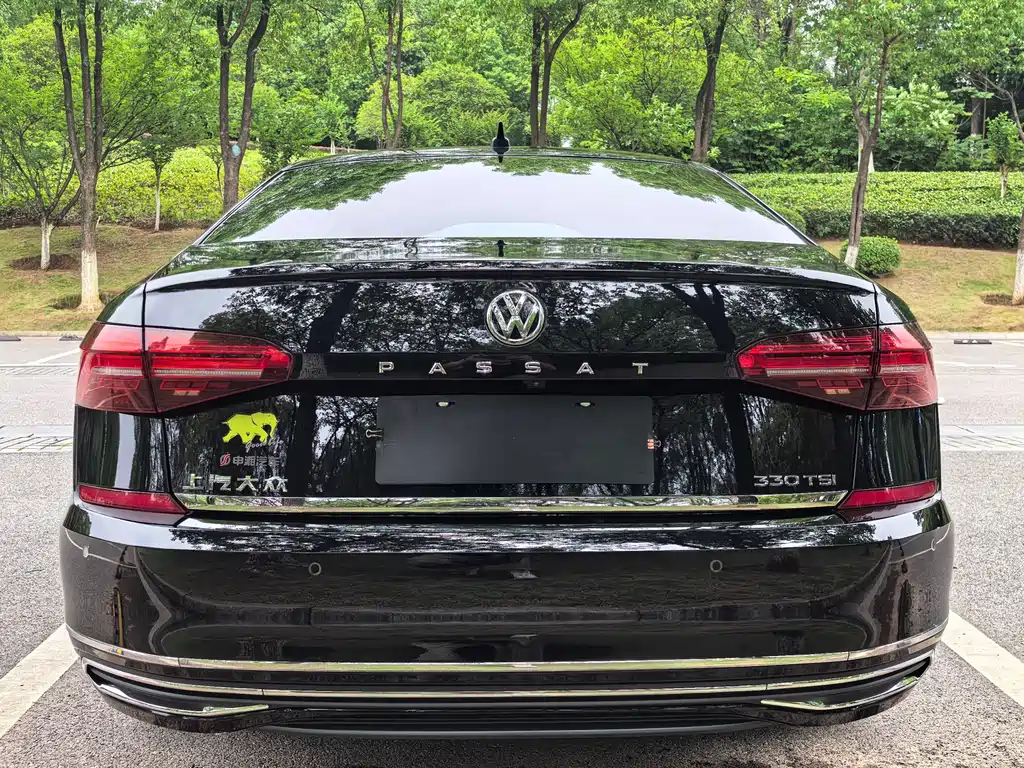 Volkswagen Passat 2020 — фото 5