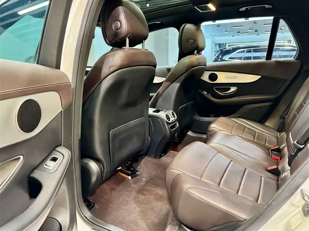 Mercedes-Benz GLC 2021 — фото 19