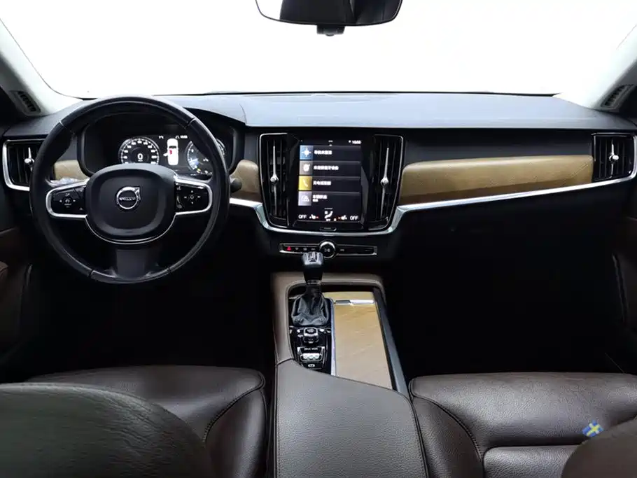 Volvo S90 2020 — фото 12