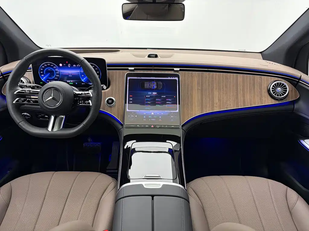 Mercedes-Benz EQE SUV 2025 — фото 15
