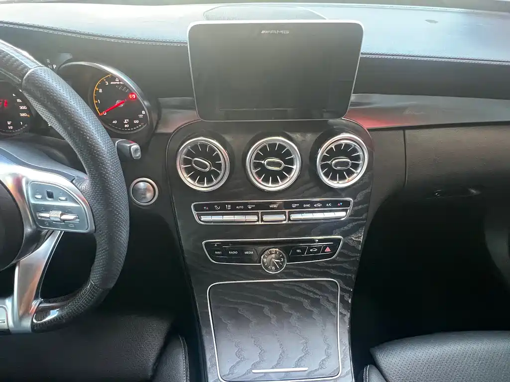Mercedes-Benz C-Class 2017 — фото 10