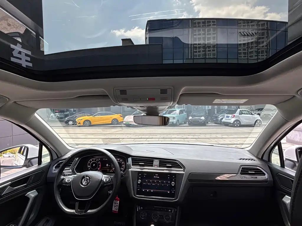 Volkswagen Tiguan 2019 — фото 19
