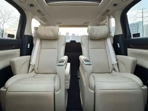 Toyota Alphard 2022