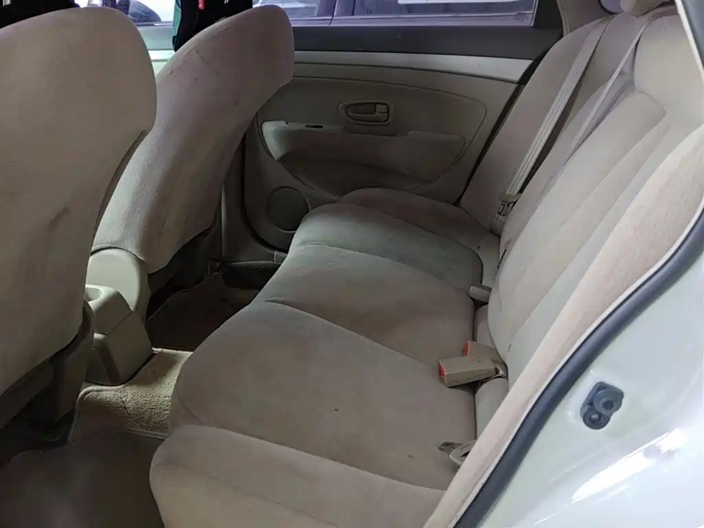 Nissan Sylphy 2015 — фото 17