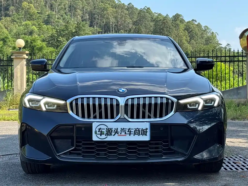 BMW 3 Series 2022