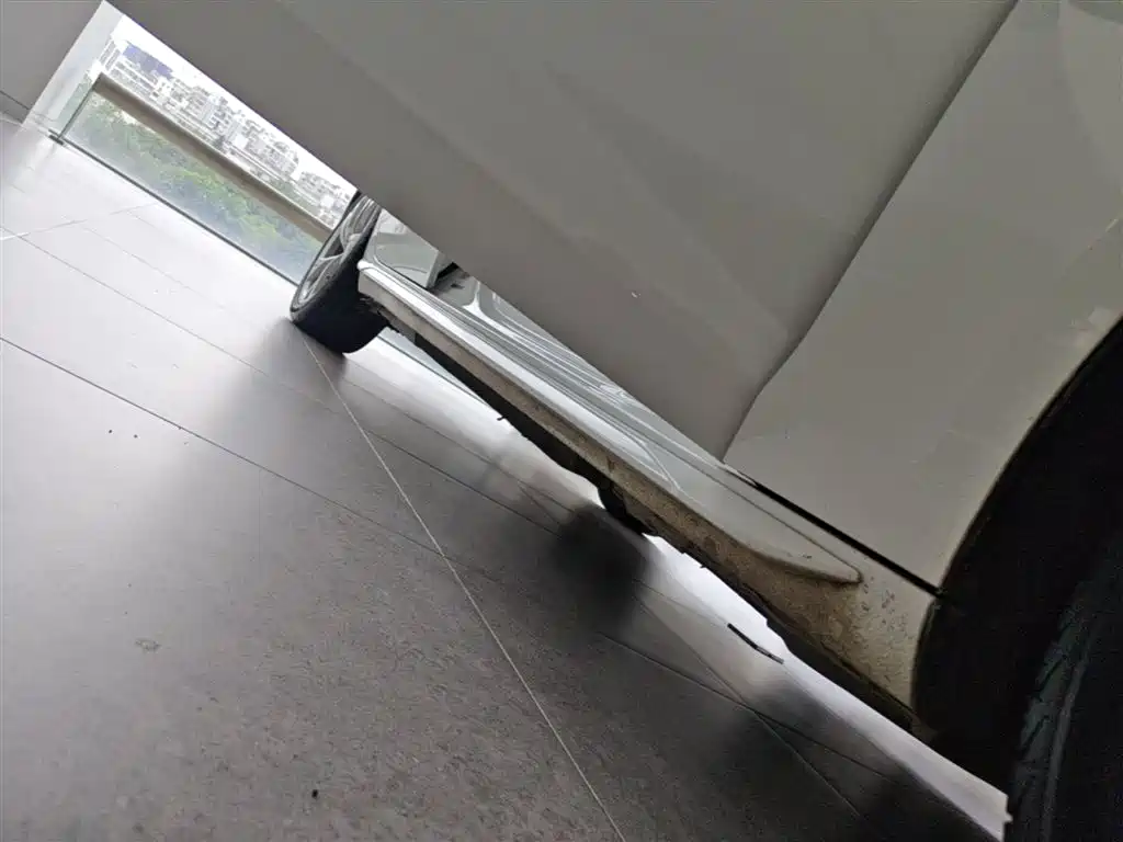 Audi A4L 2021 — фото 21