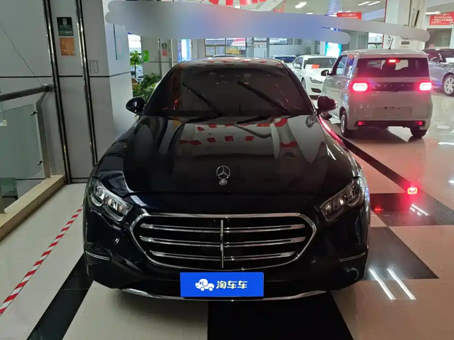Mercedes-Benz E-Class 2024