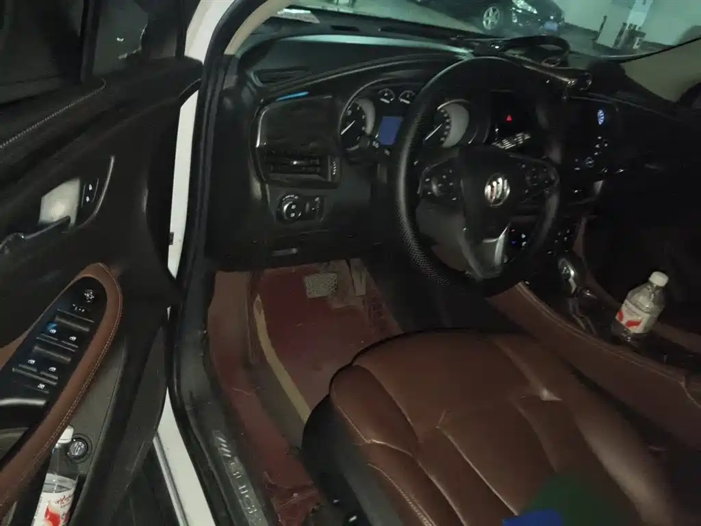 Buick Envision Plus 2015 — фото 14