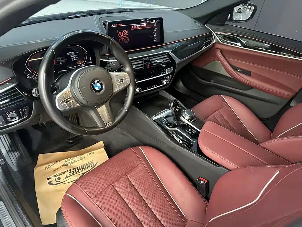 BMW 5 Series 2023 — фото 11