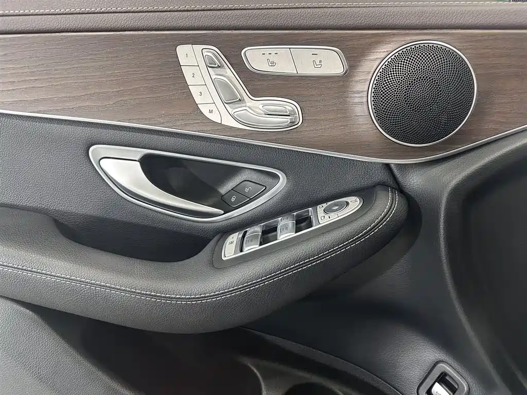 Mercedes-Benz GLC 2023 — фото 14