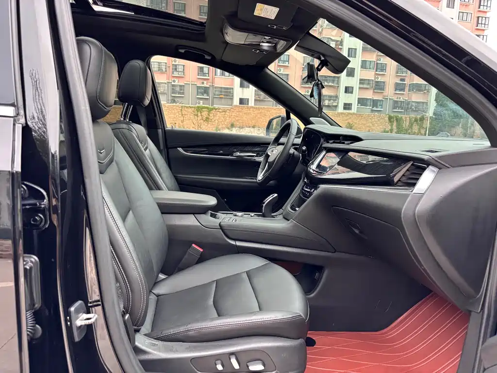 Cadillac XT6 2021 — фото 12