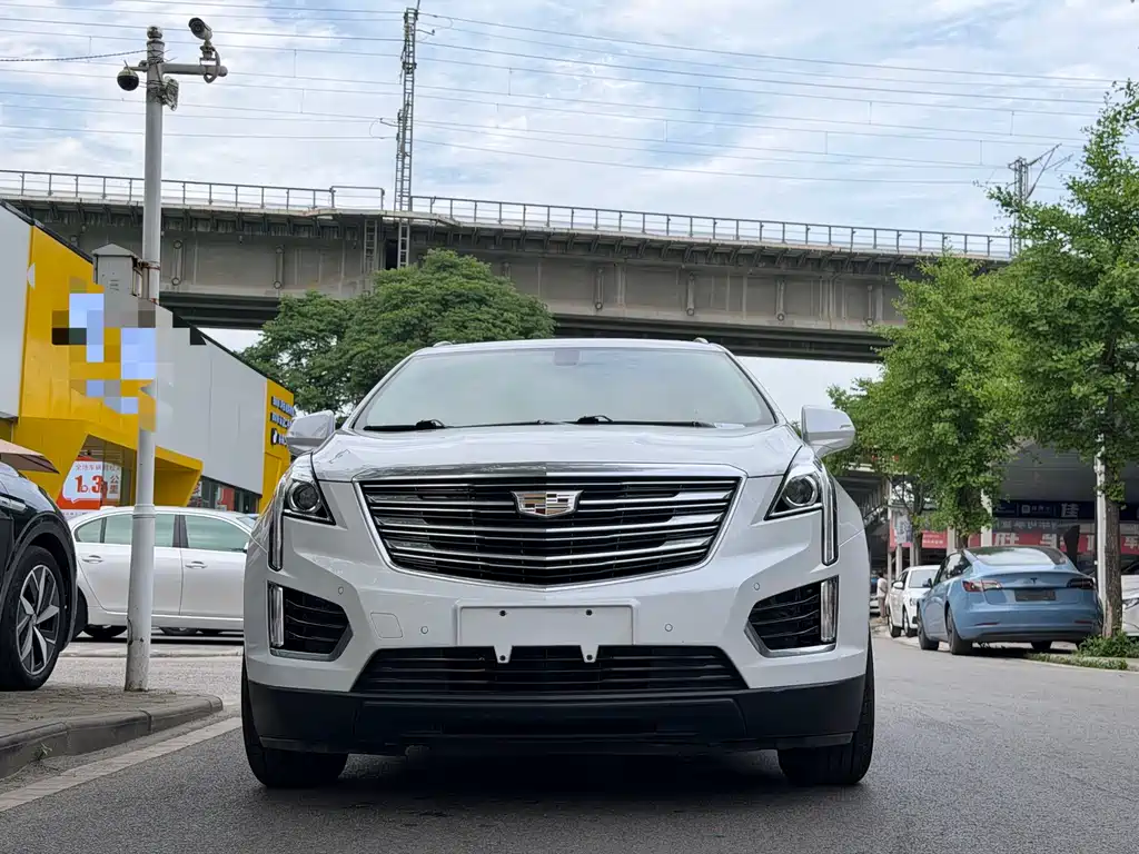 Cadillac XT5 2016 — фото 2