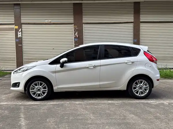 Ford Fiesta 2015