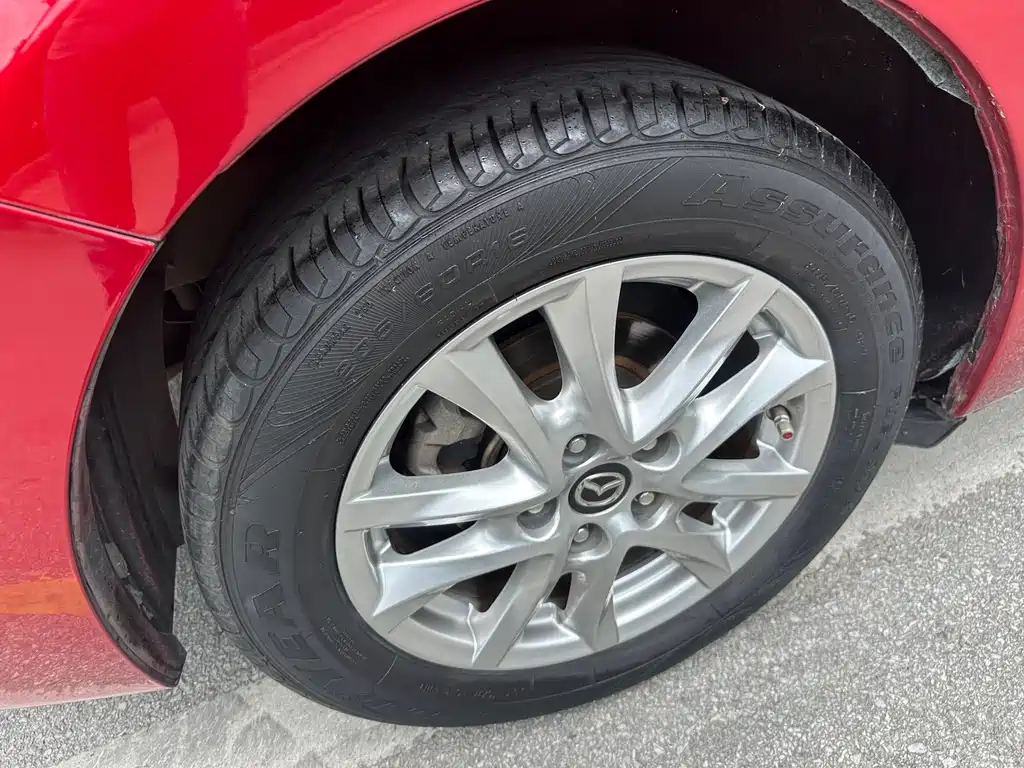 Mazda 3 Axela 2015 — фото 16