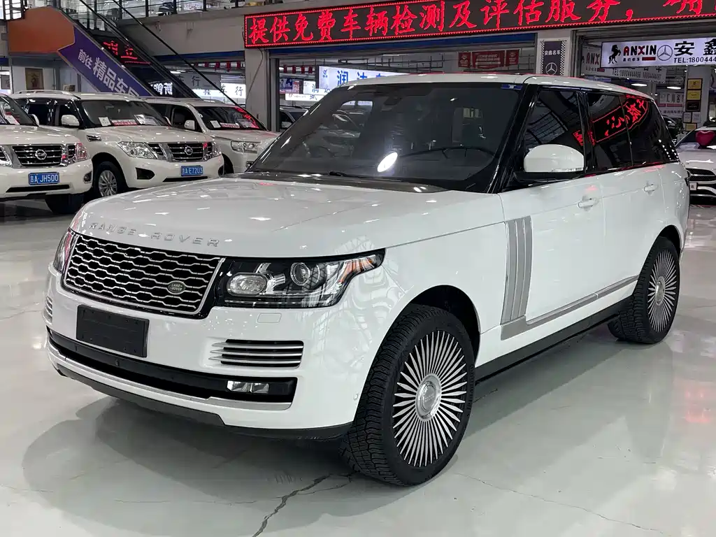 Land Rover Range Rover 2016 — фото 1