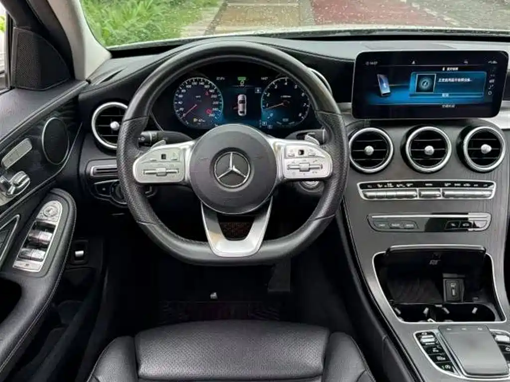 Mercedes-Benz C-Class 2020 — фото 6