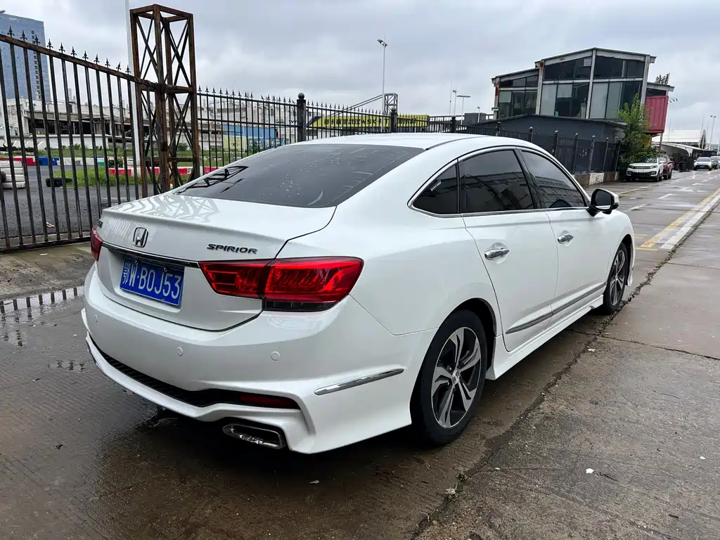 Honda Spirior 2017 — фото 21