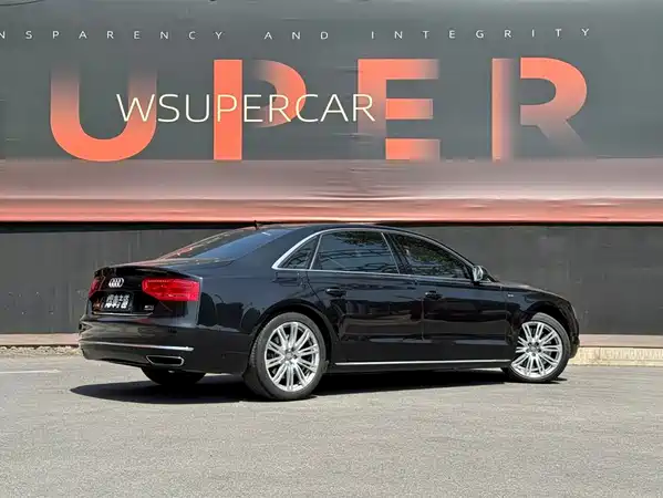 Audi A8 2012