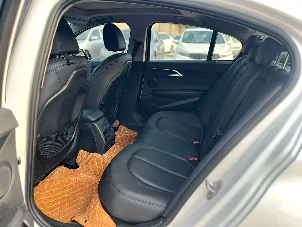 BMW 1 Series 2018