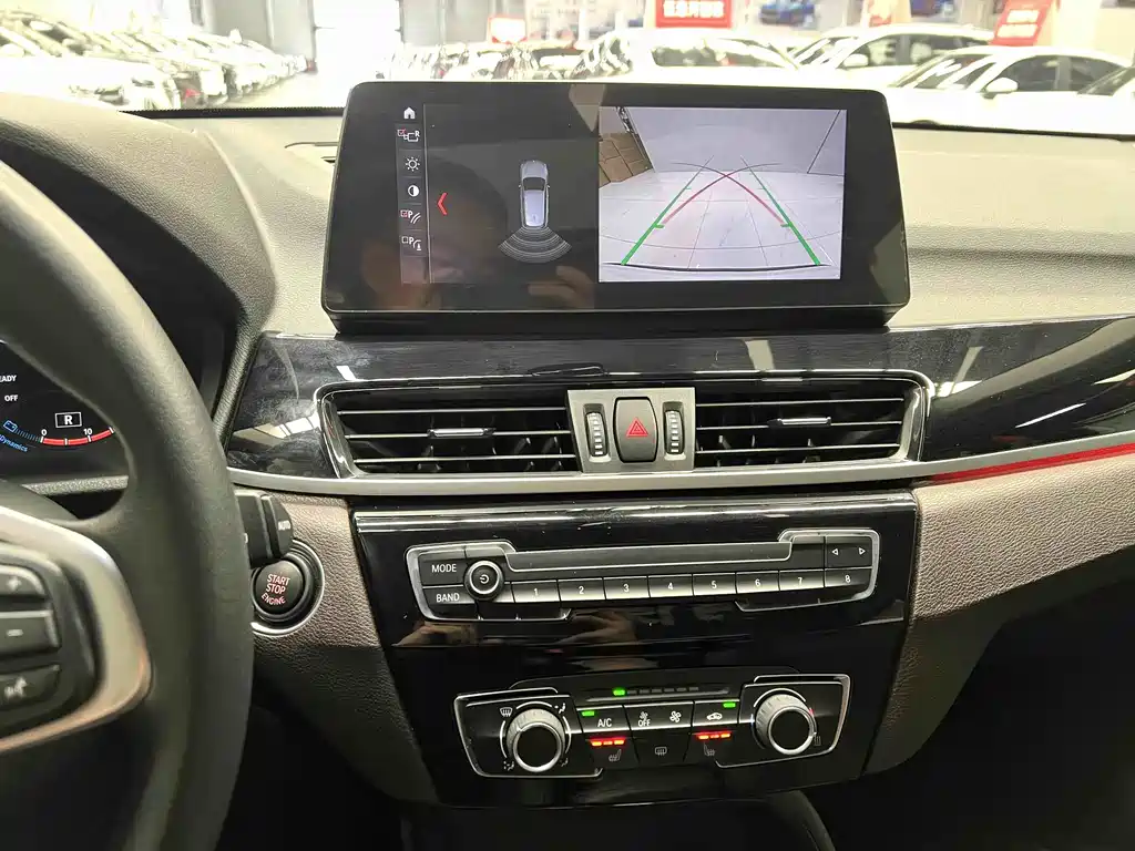 BMW X1 2022 — фото 11