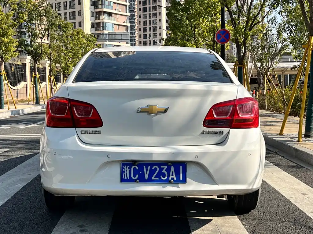 Chevrolet Cruze 2015 — фото 6