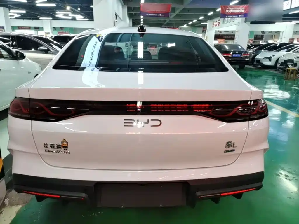 BYD Qin L 2025 — фото 6
