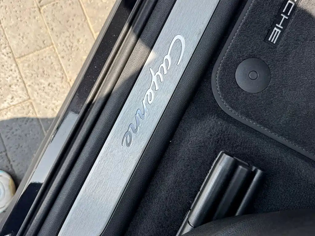 Porsche Cayenne 2021 — фото 18