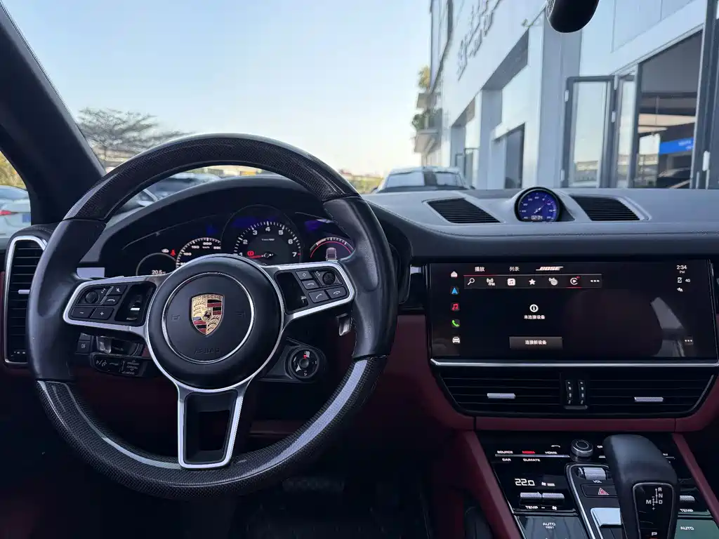 Porsche Cayenne 2022 — фото 18