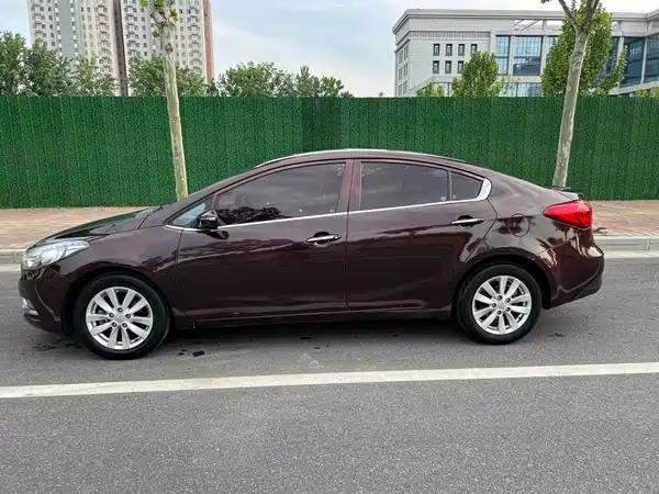 Kia K3 2015