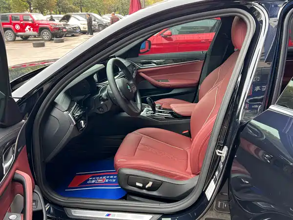 BMW 5 Series 2022