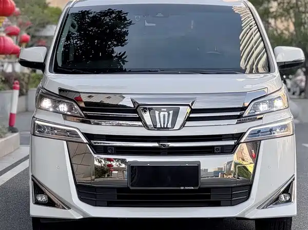Toyota Vellfire 2021