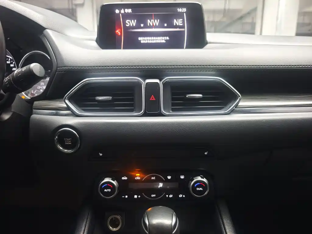 Mazda CX-5 2018 — фото 17
