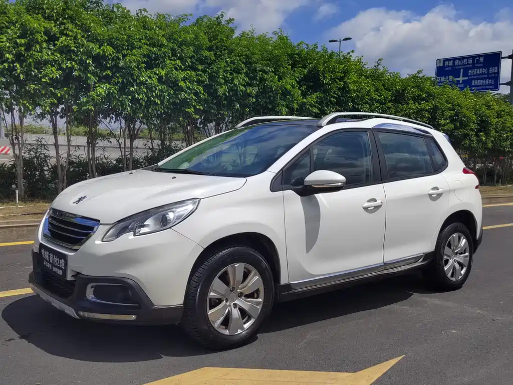 Peugeot 2008 2014 — фото 1