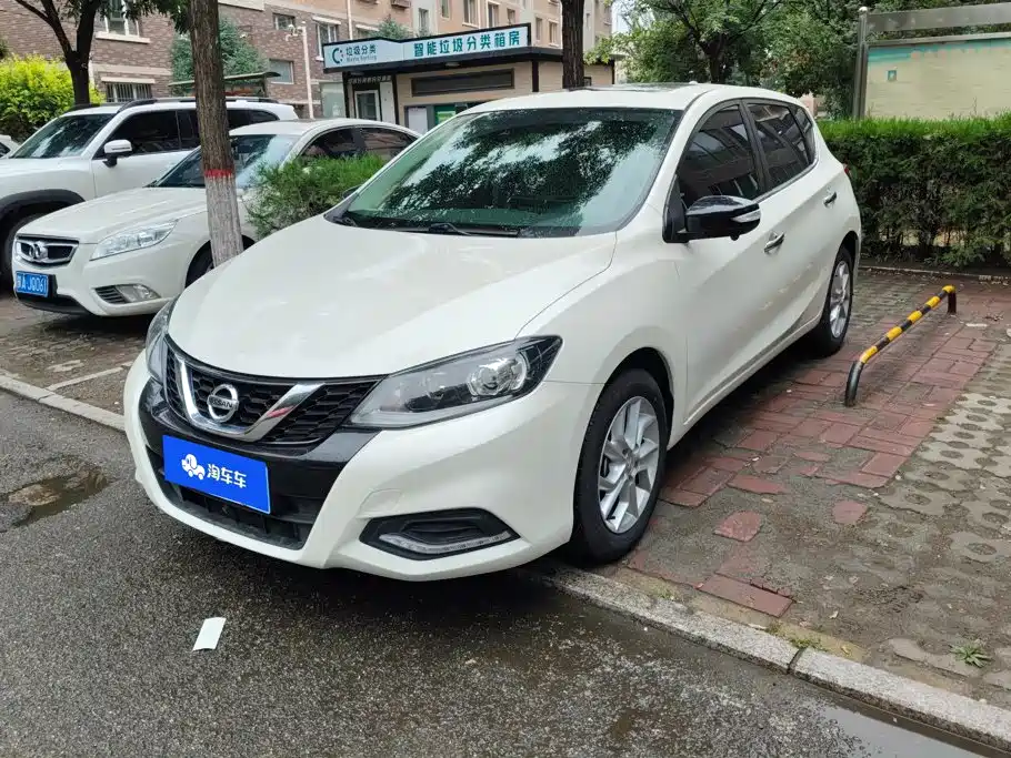 Nissan Tiida 2023
