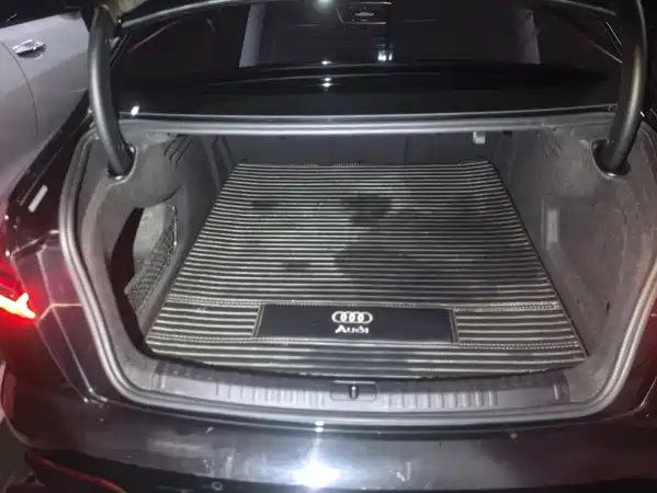 Audi A6L 2022
