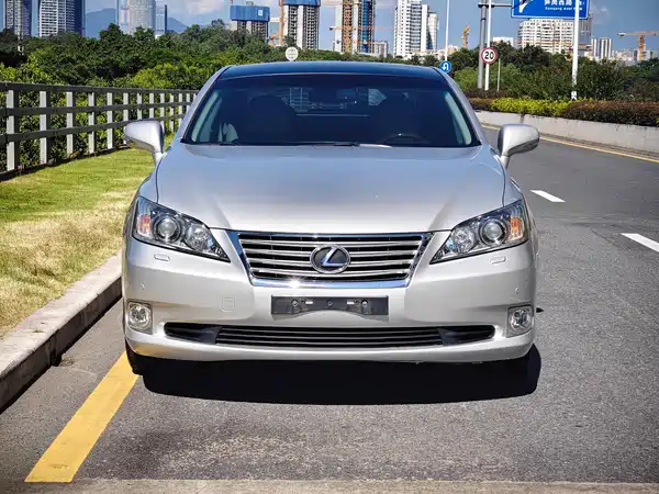 Lexus ES 2011
