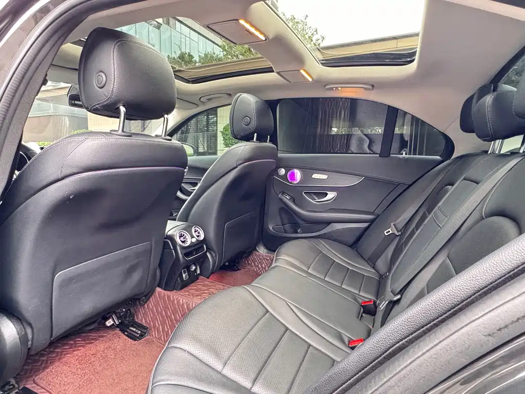 Mercedes-Benz C-Class 2021 — фото 10