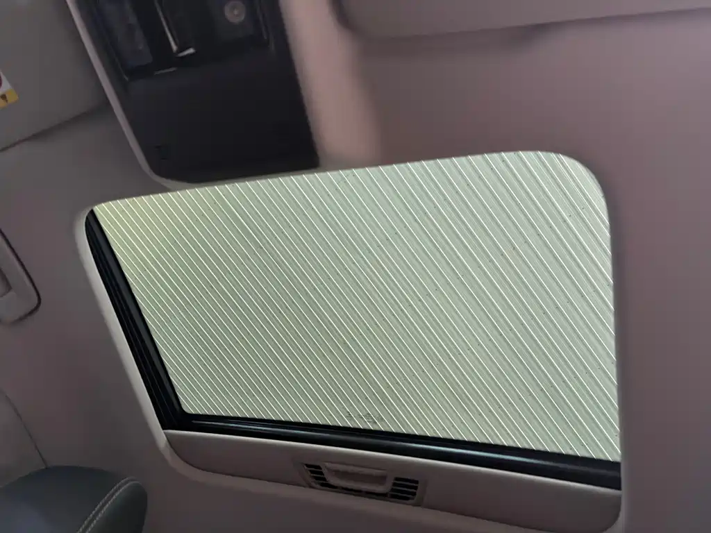 Skoda Octavia 2022 — фото 12