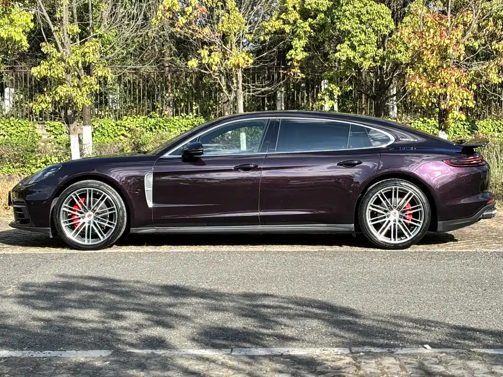 Porsche Panamera 2017 — фото 3