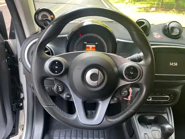 smart fortwo 2018